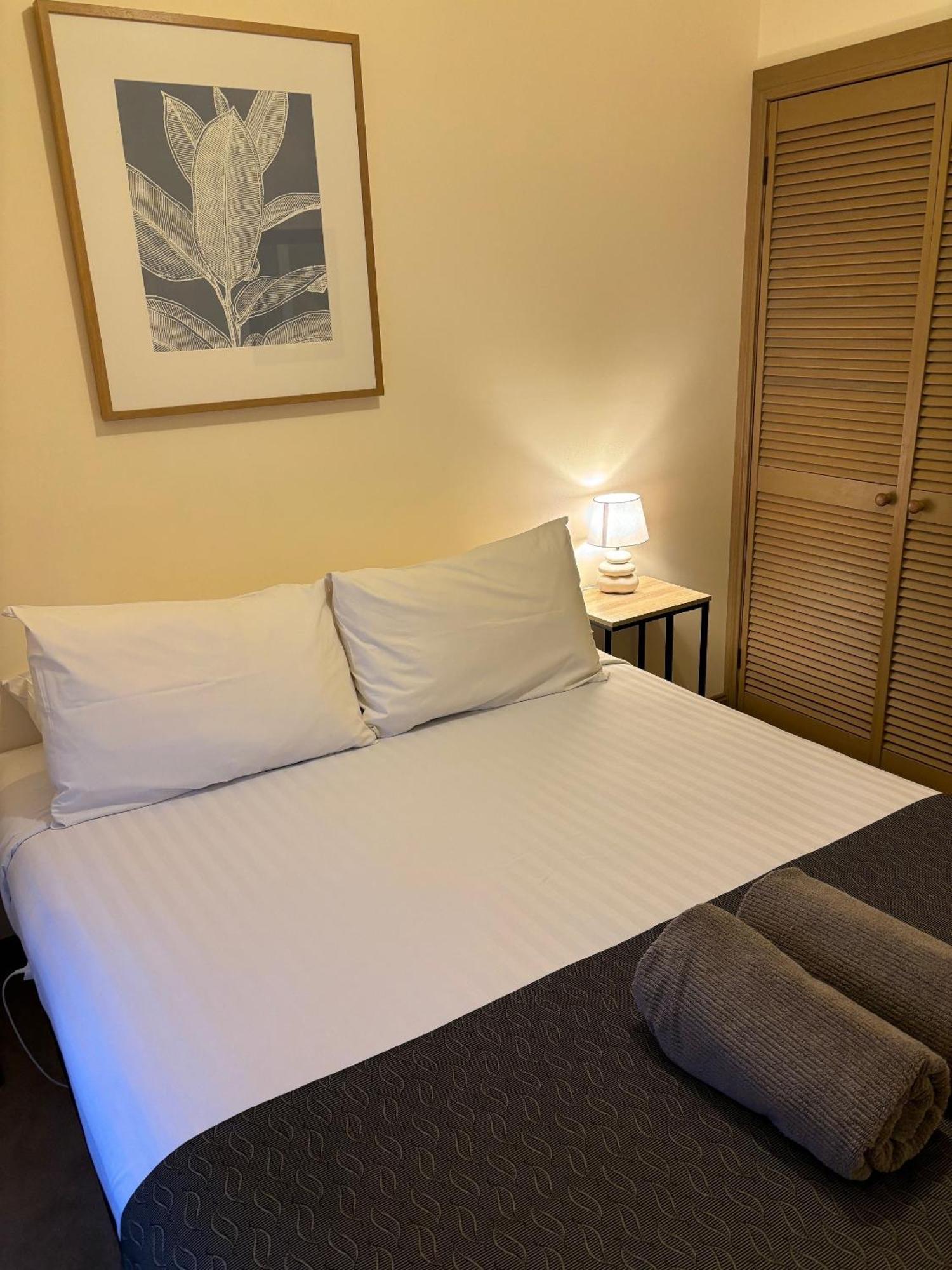 Seacombe House Motor Inn Port Fairy Exterior photo